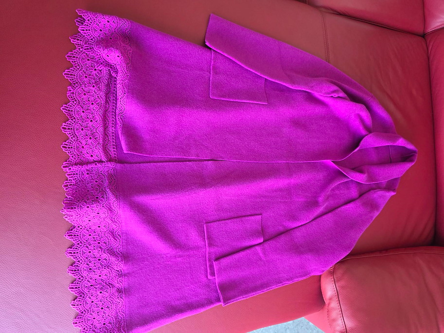 RUBY Lace Elegance Cardigan – Feminine Raffinesse für modebewusste und selbstbewusste Damen