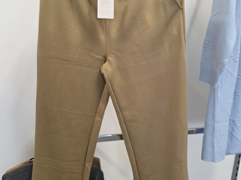 Hose LIVIA BEIGE ELEGANCE