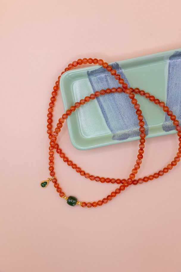 Chen Yu – Armband aus Südlicher Roter Achat & Grünem Jaspis