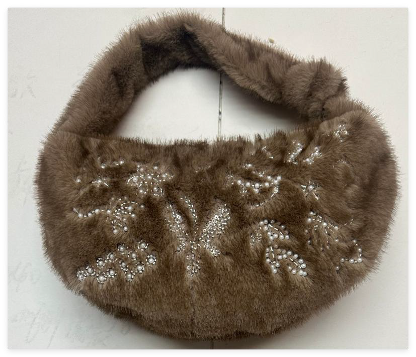 Kunstfell-Tasche MILANORA PEARL FROST