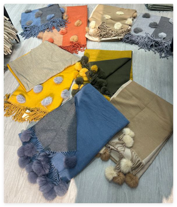 POMPON COUTURE COLLECTION