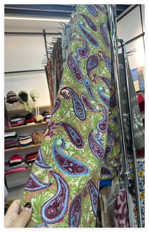 PAISLEY ROYALE COLLECTION
