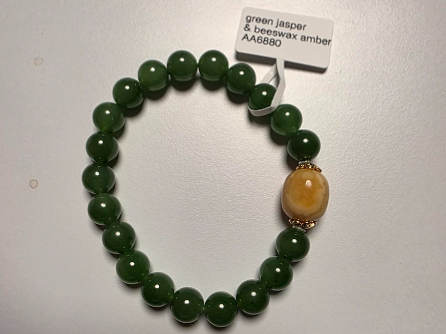 Armband mit grünem Jasper und Bienenwachsbernstein