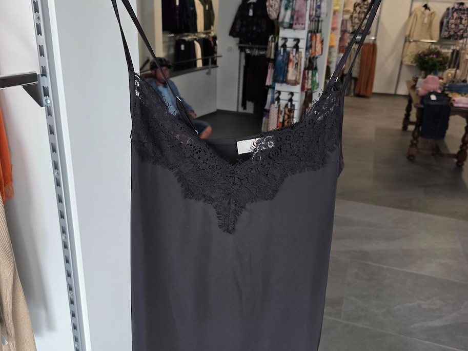 Top AURORA BLACK LACE